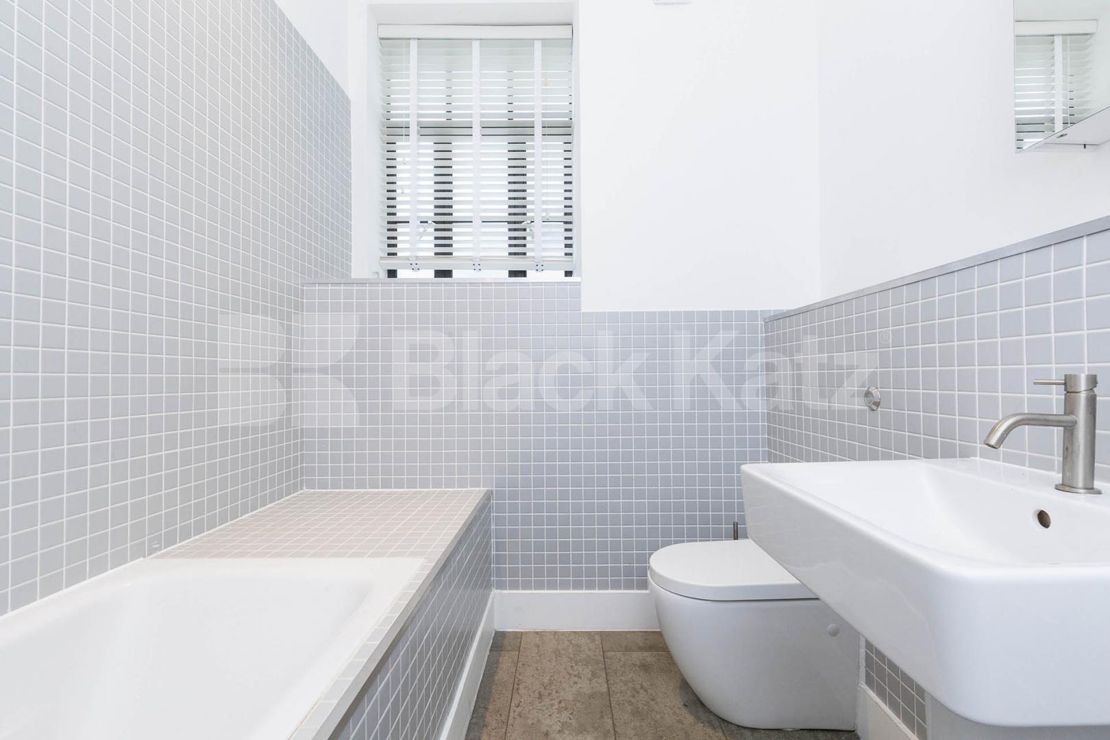 Superb 2 bedroom warehouse conversion located in a prime central location Great Sutton Street , Clerkenwell